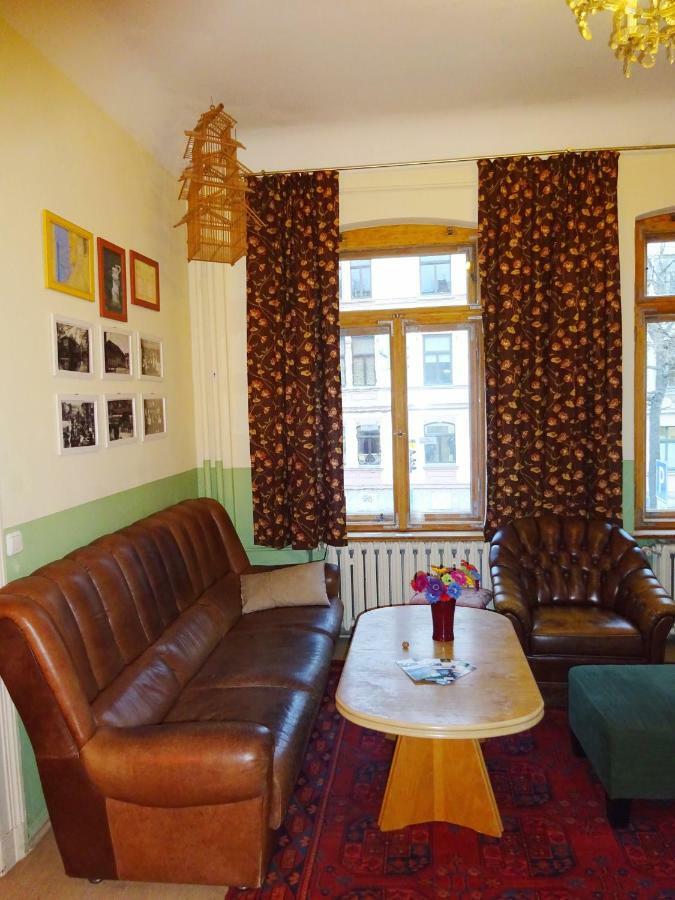 Hummel Hostel - Historische Stadtvilla Mit Garten Výmar Exteriér fotografie