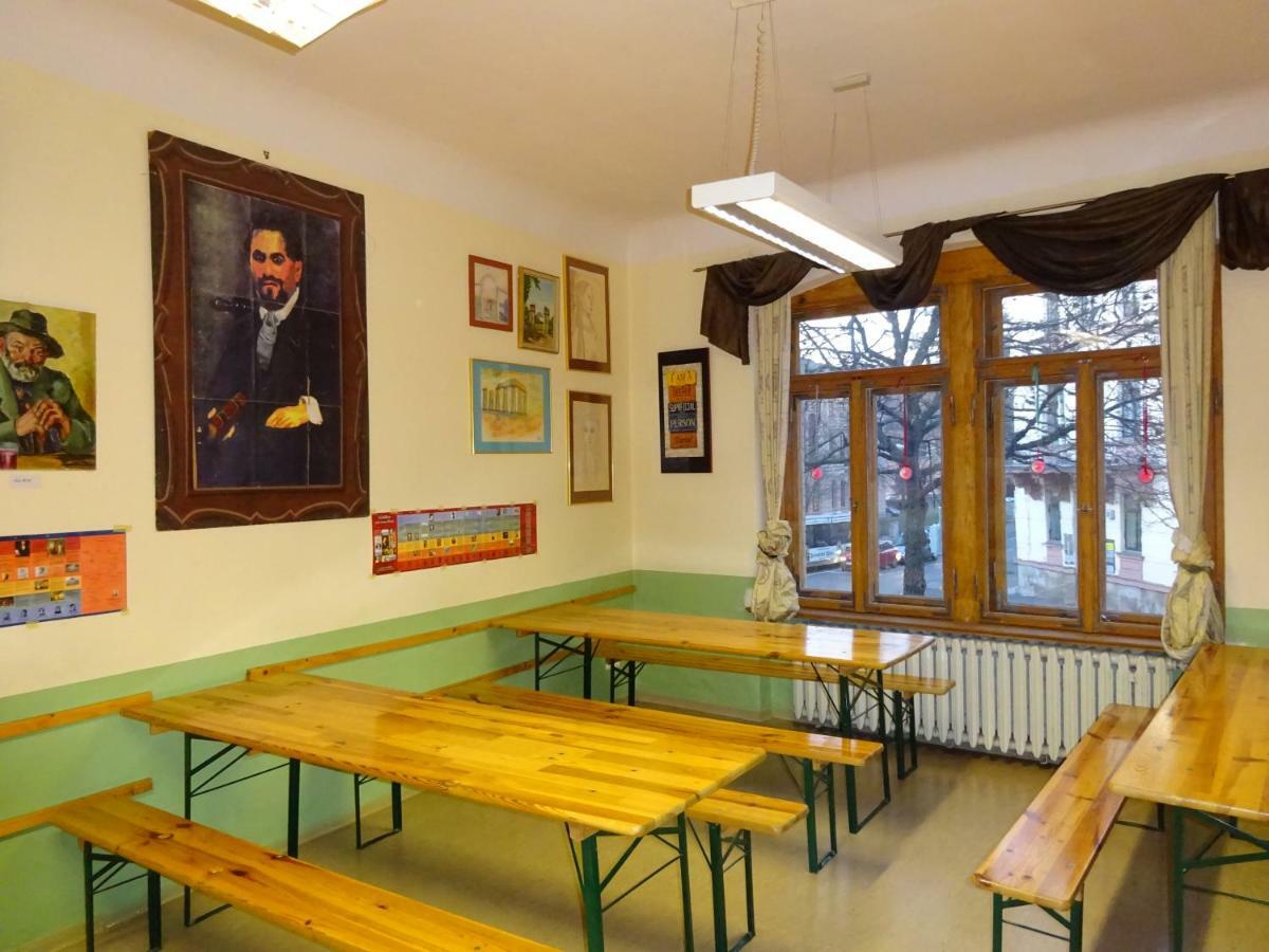 Hummel Hostel - Historische Stadtvilla Mit Garten Výmar Exteriér fotografie